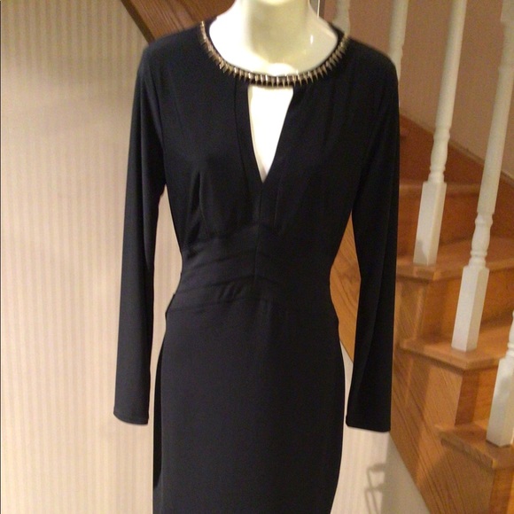 💕💕Host Pick💕💕⬇️Price Dropped ⬇️NWOT elegant black long sleeve midi dress - Picture 8 of 9